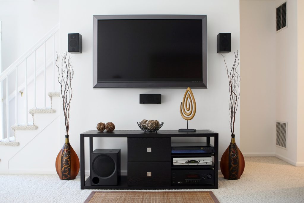 TV sound system with speakers